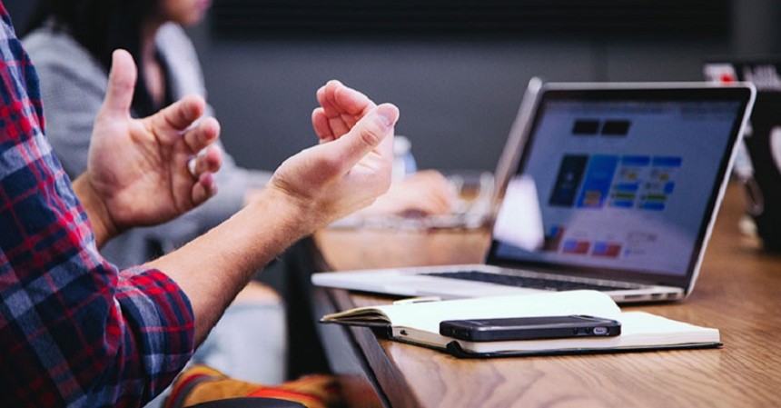 Gestione dei contratti di professionisti nelle produzioni audiovisive