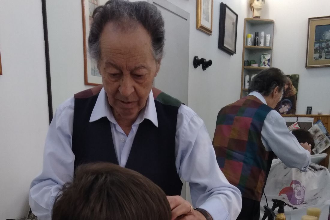 Cna ricorda il parrucchiere Agnello,60 anni col salone in via Urbana 5