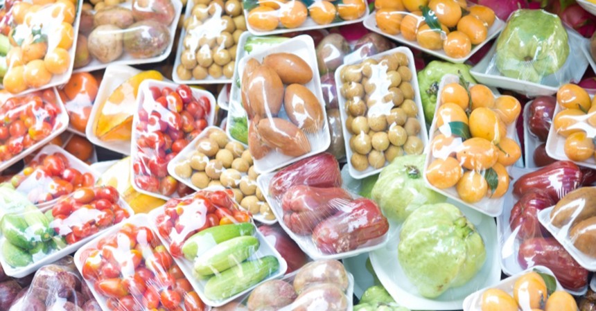 Imballaggi alimentari in plastica: aggiornate le regole d'uso