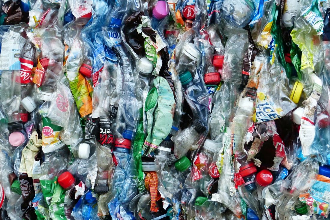 Decreto riduzione impatti ambientali di prodotti monouso in plastica