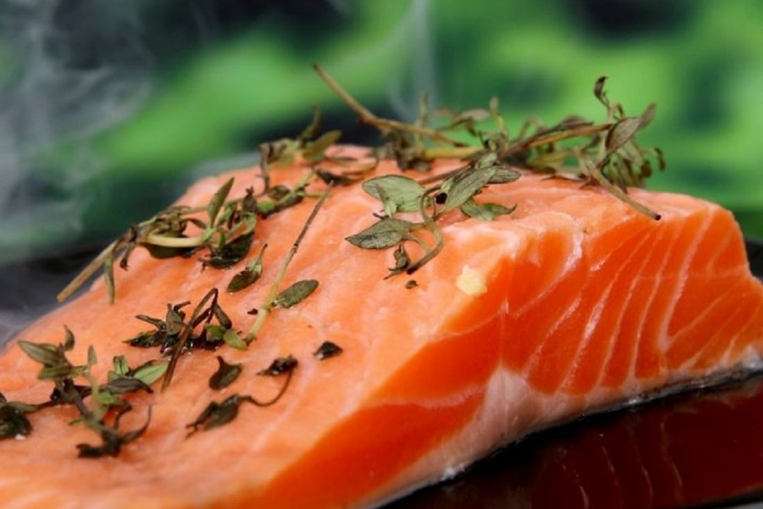 Autorizzati alcuni coloranti nei succedanei del salmone