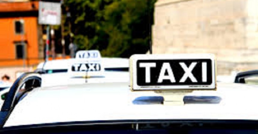 Impiegare autobus privati, taxi e Ncc per il trasporto pubblico