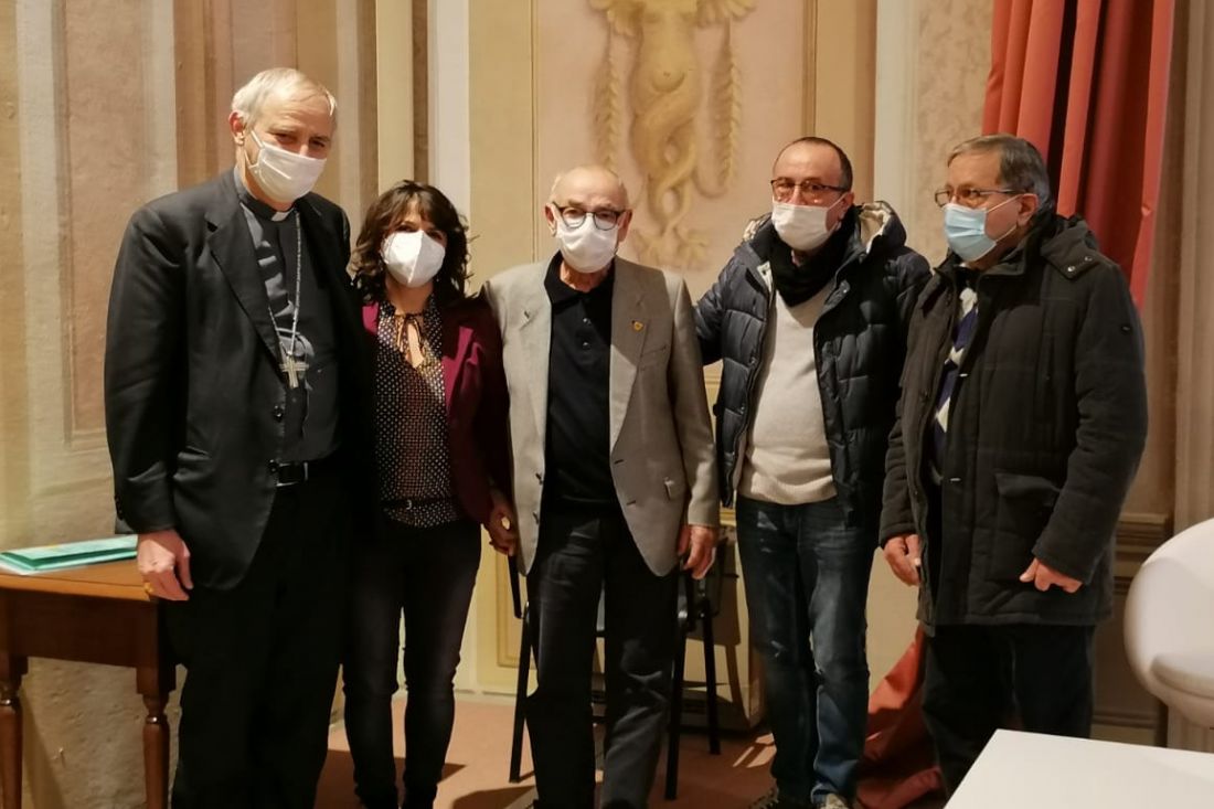 Pensionati “sensibili” premiati dal Cardinale Zuppi e da Opimm