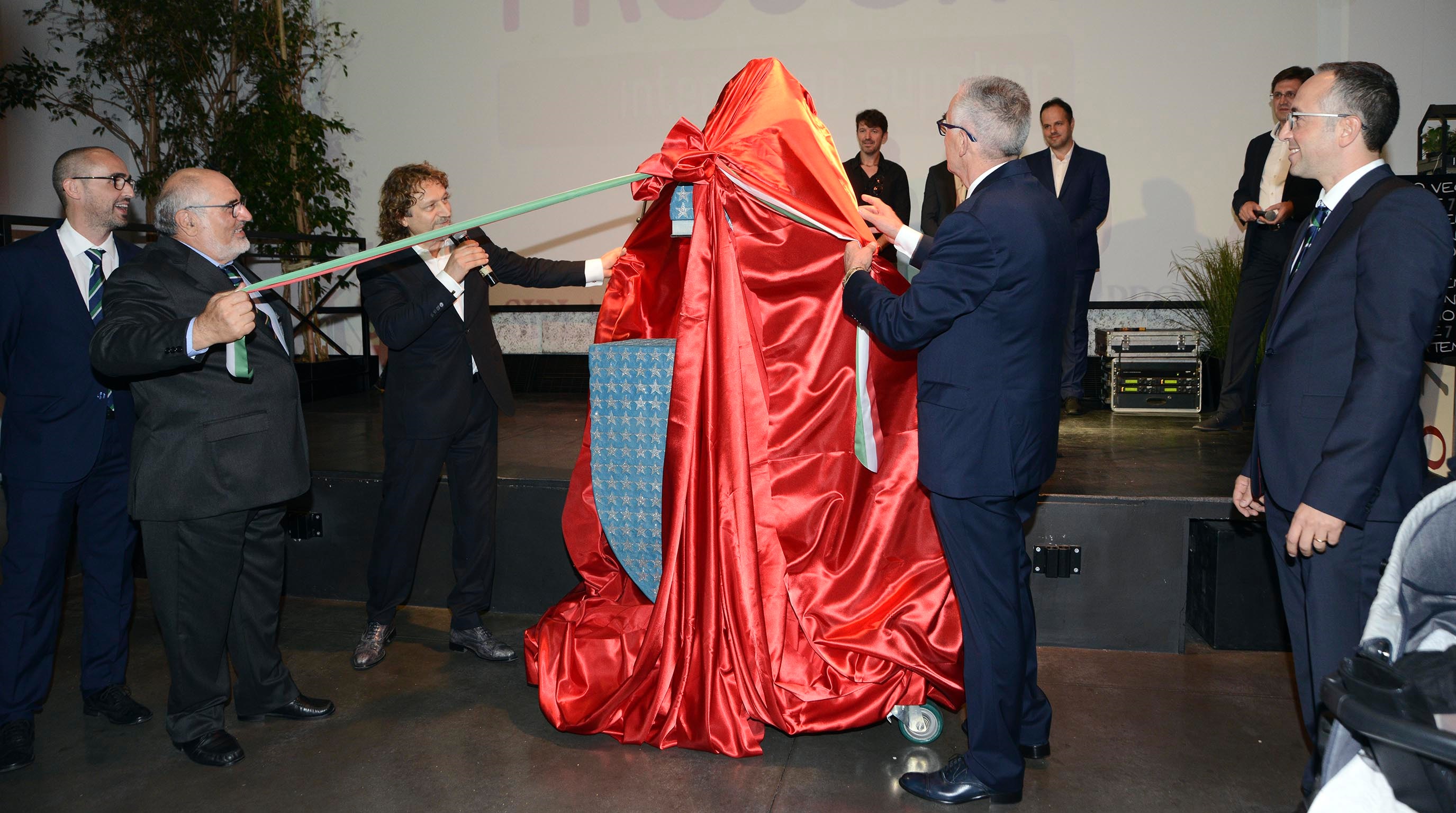 Foto della gallery di: SIPLA, festa per i primi 40 anni