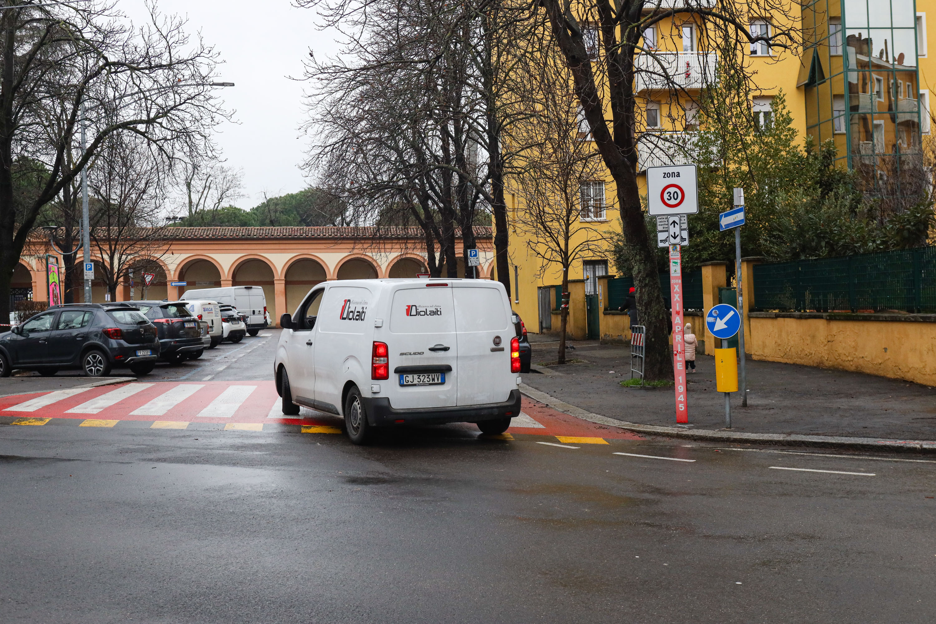 Foto della gallery di: Viaggio a 30 all’ora sul furgone dell’impiantista Cna