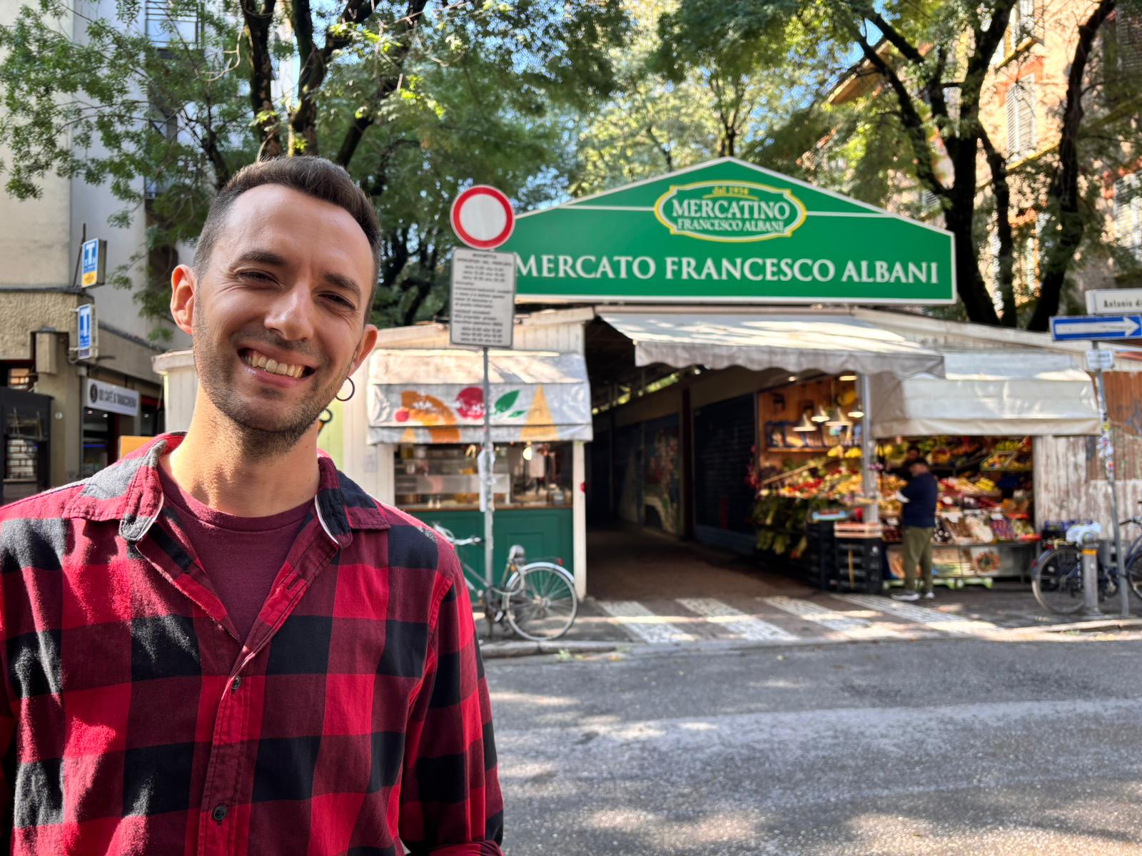 Un nuovo locale nel Mercato Albani della Bolognina. Inaugura Zem Market: street food, bio, veg