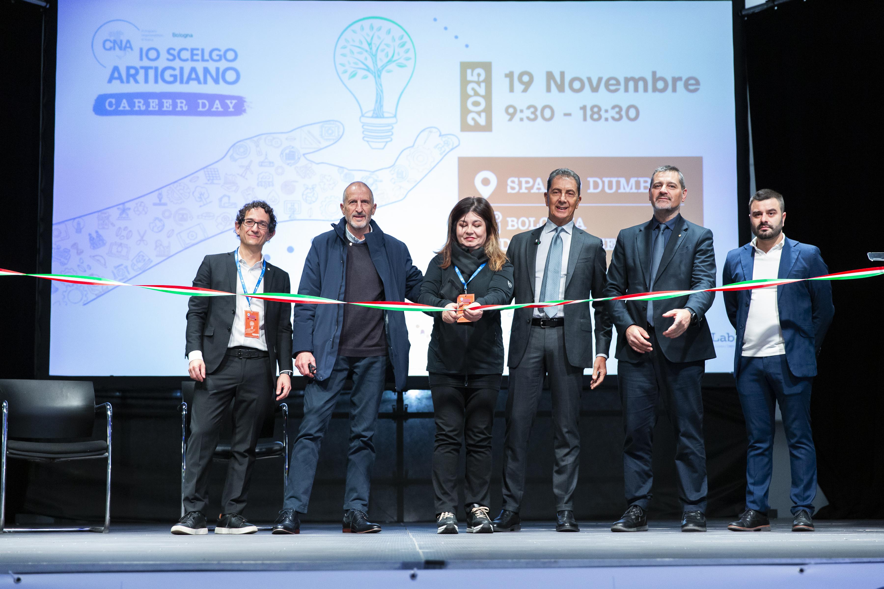 Studenti e candidati incontrano 30 imprese in cerca di personale